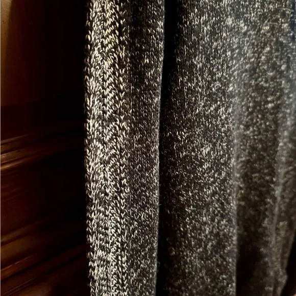 Commerce - Black Hooded Sweater with Plush Knit - Picture 5 of 6